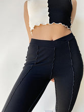 Load image into Gallery viewer, BAILEY SEAM PANTS - BLACK
